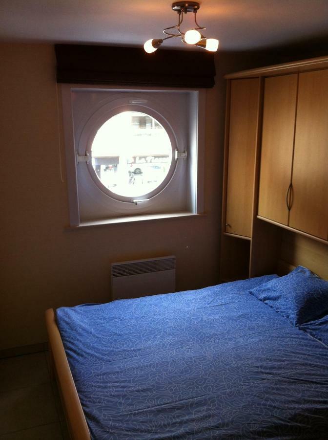Appartement In นิวว์ปอร์ท ภายนอก รูปภาพ