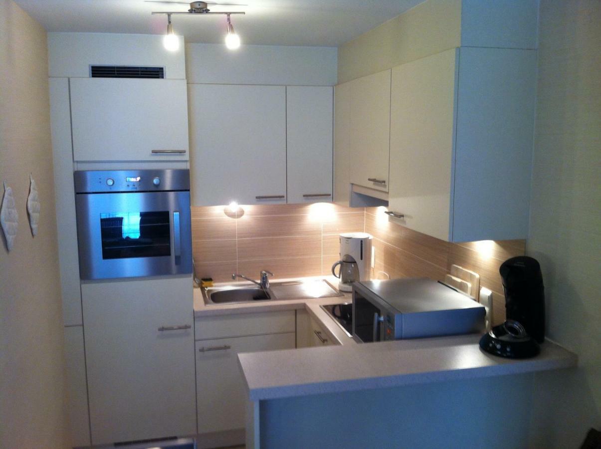 Appartement In นิวว์ปอร์ท ภายนอก รูปภาพ