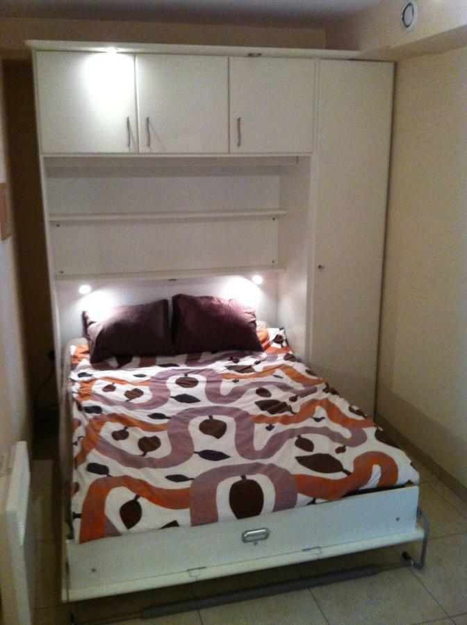 Appartement In นิวว์ปอร์ท ภายนอก รูปภาพ